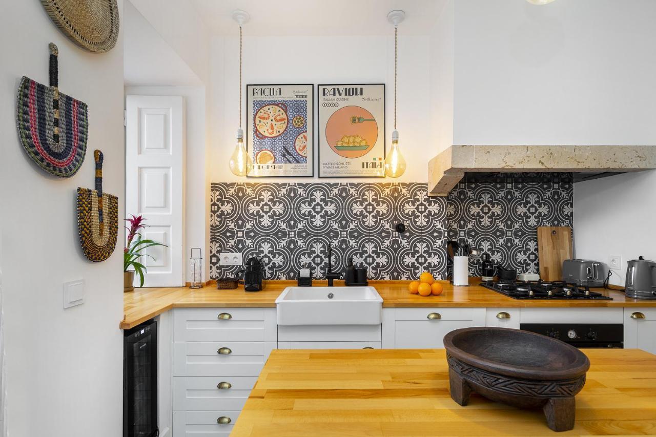Whome Premium Alfama 2-br Great For Remote Workers & Digital Nomads